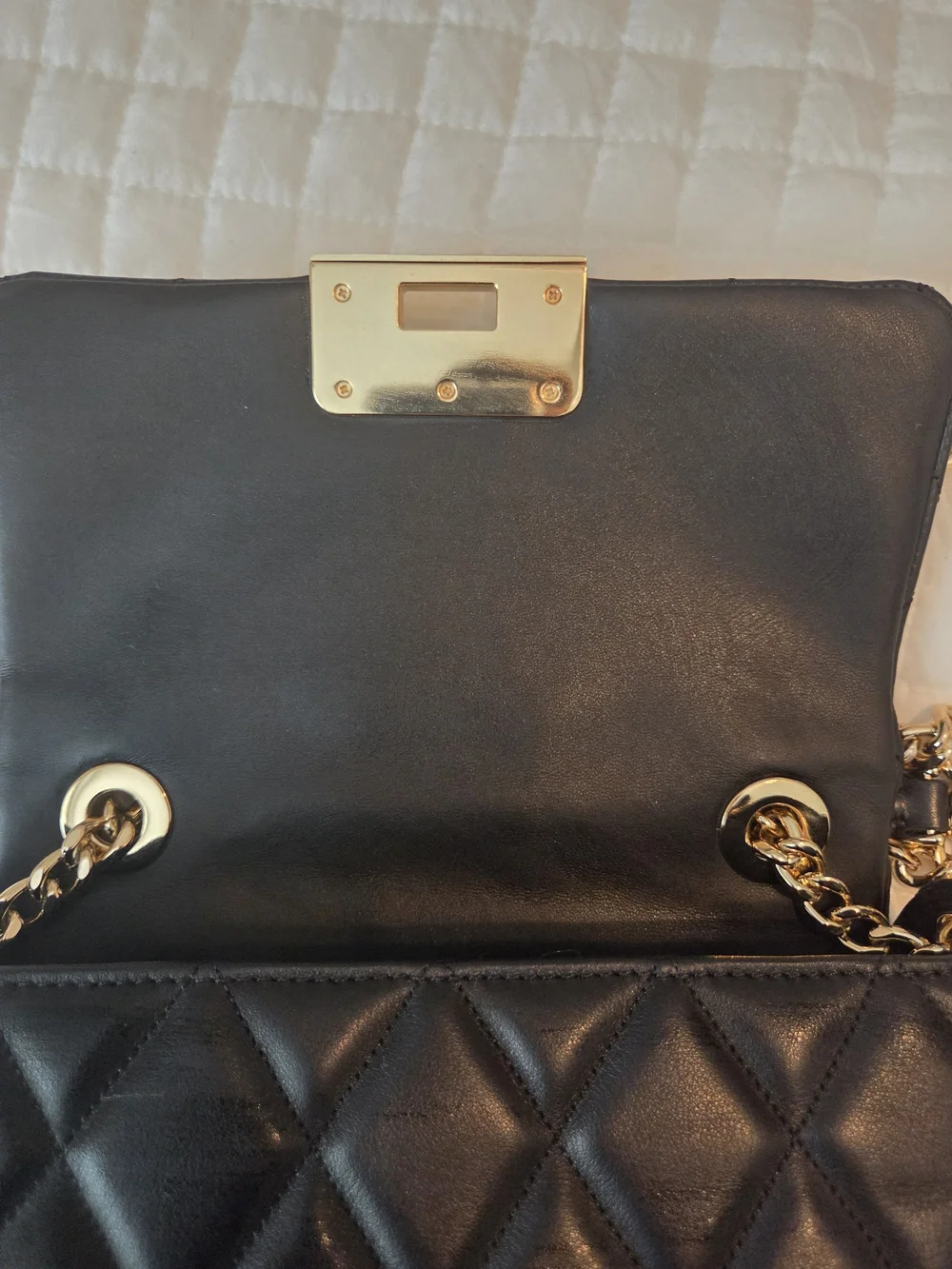 kate spade Black Quilted Leather Crossbody with Gold-Tone Turn Lock